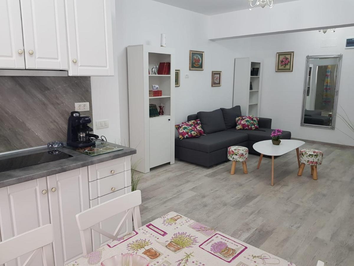 Prime Rose, 2 Camere, Mamaia Nord Năvodari Exteriér fotografie