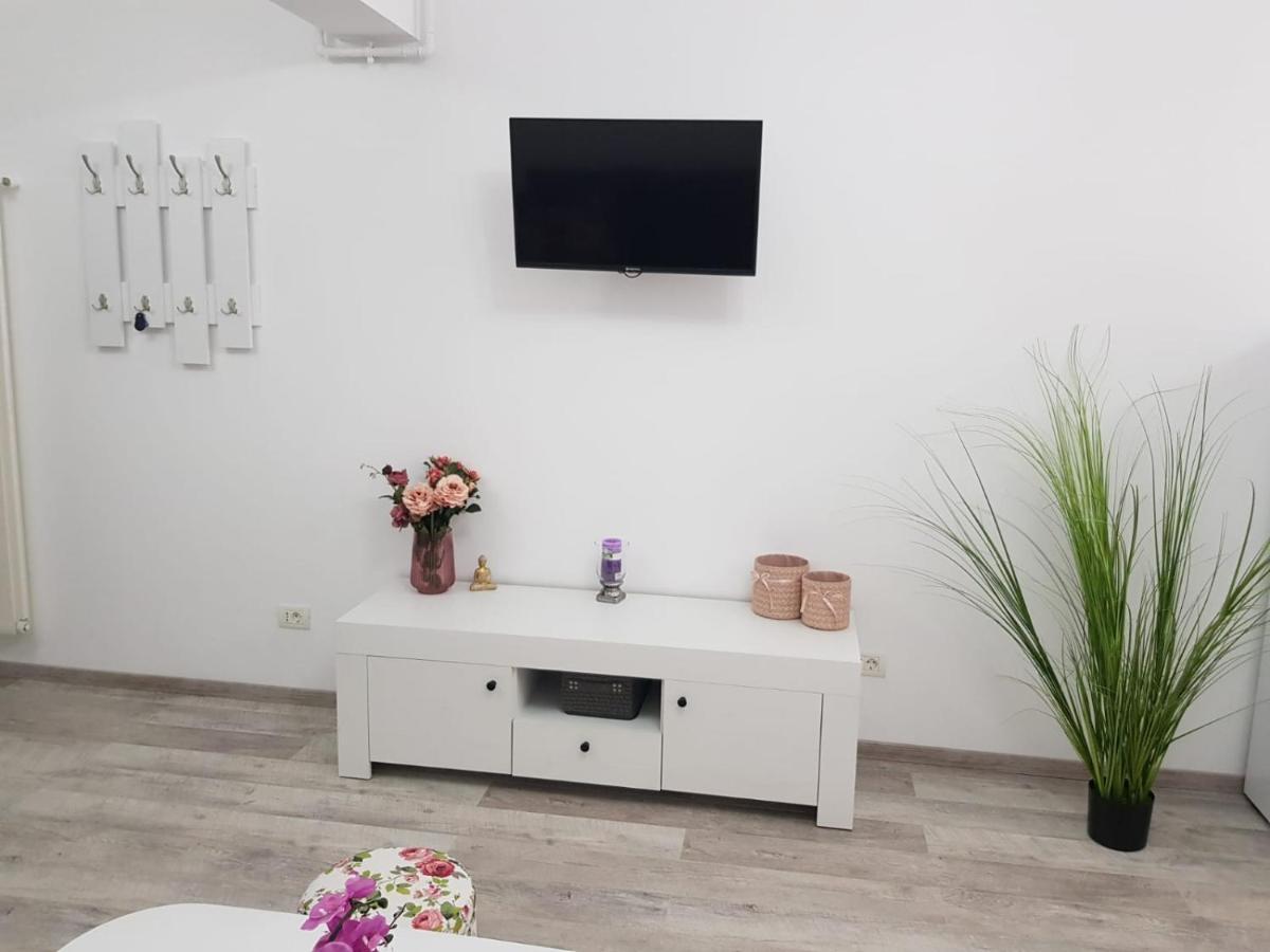Prime Rose, 2 Camere, Mamaia Nord Năvodari Exteriér fotografie